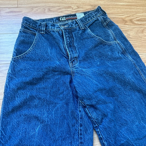 Blue Jean - Picture 5 of 7